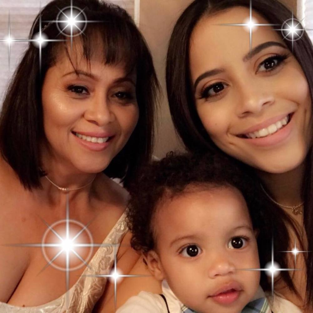 Meet your Posher, Dalia